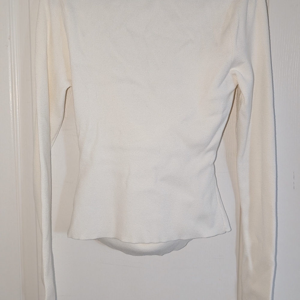 Dynamite Cream Sweater - Picture 2 of 5